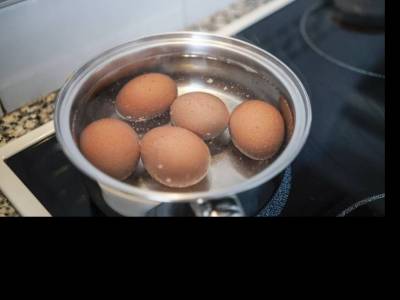 Adja ezt a főzővízhez, hogy tökéletes tojás legyen