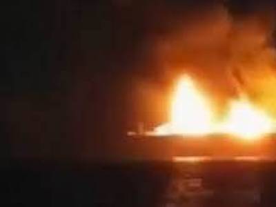 Orosz gáztanker sodródik a Földközi-tengeren