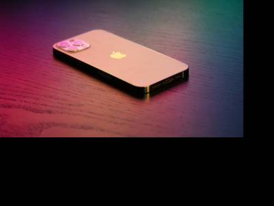 Már csak pár nap, és érkezhet az új, jóárasított iPhone