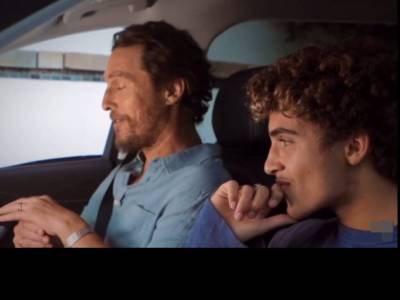 Milyen helyes srác Matthew McConaughey 16 éves fia 