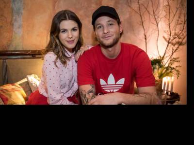 Ilyen gyönyörű helyen él Istenes Bence és Csobot Adél a Balatonnál