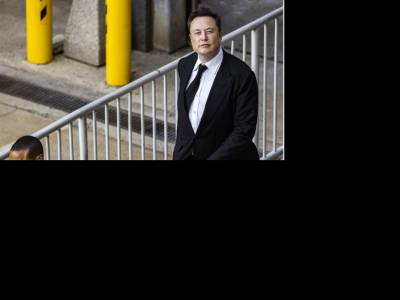 Beidézték Elon Muskot
