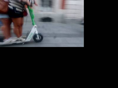 Sorra dőlnek az e-rolleres baleseti rekordok
