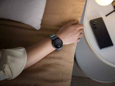 A Samsung Galaxy Watch okosórák Magyarországon is észlelik az alvási apnoét