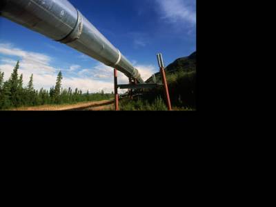 Közel száz napos leállás után elindult a kőolaj a szerb olajfinomítóba