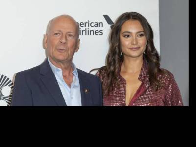 Bruce Willis felesége először beszélt róla, ez korai jel utalt a színész súlyos betegségére