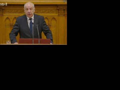 Könnyek és örömkönnyek: így búcsúznak Sulyok Tamástól a politikusok